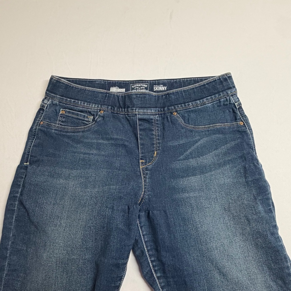 Levi’s Signature Gold Dark Blue Pull On-Skinny Jeans-Mid Rise-Shaping-Size 12L - Picture 5 of 14